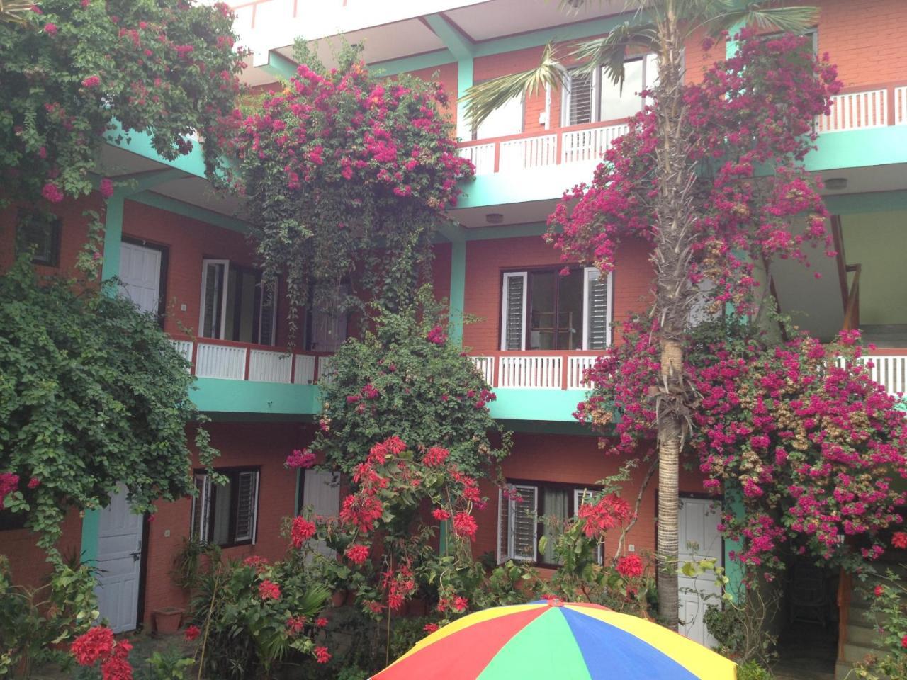 New Pokhara Lodge - Pokhara Lakeside Exterior foto