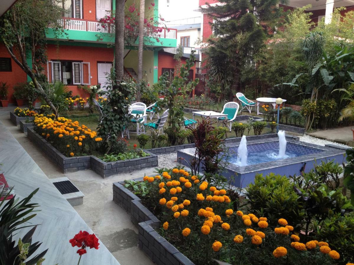 New Pokhara Lodge - Pokhara Lakeside Exterior foto